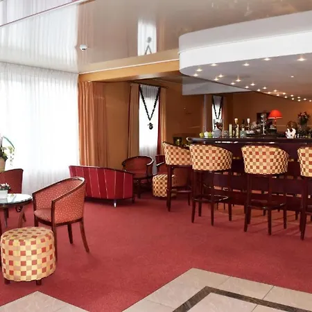 Pole Europeen Hotel 4*